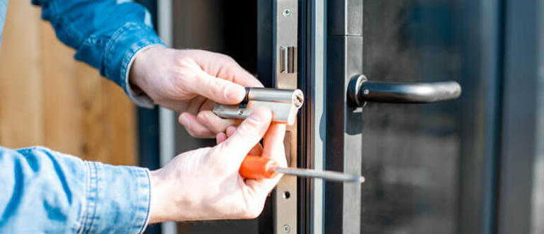 Commercial Locksmith Dinuba